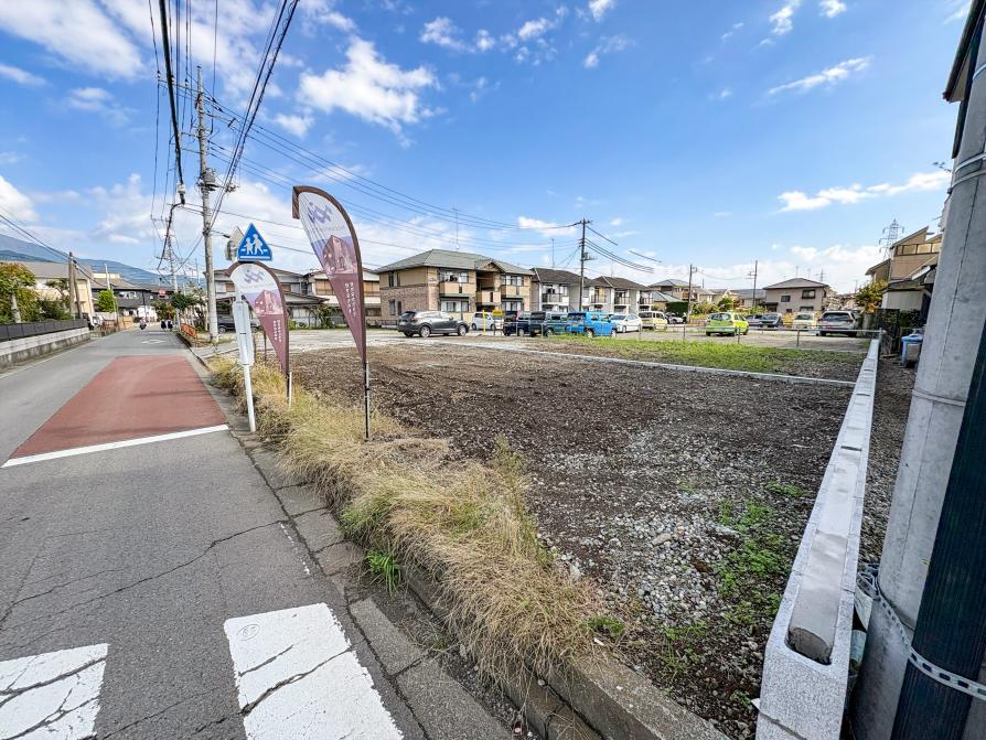 【販売現地】※令和7年10月28日撮影