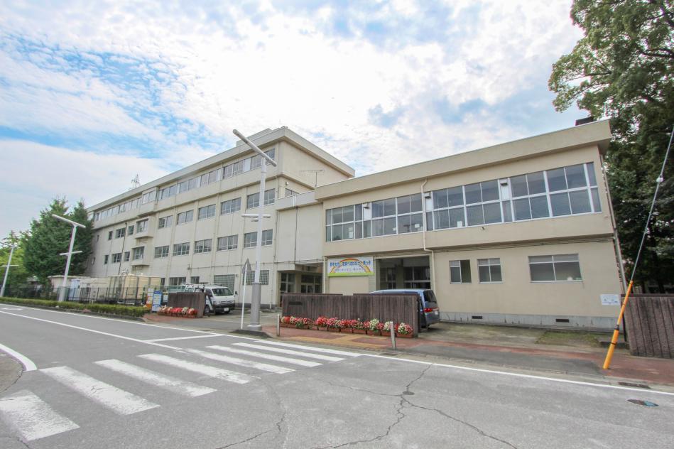 東富水小学校 / 約640M